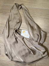 Load image into Gallery viewer, Vento Halter Tie Crop Top