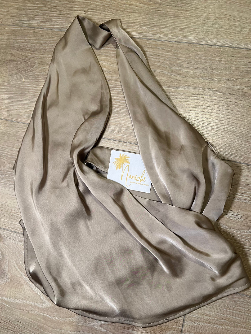 Vento Halter Tie Crop Top